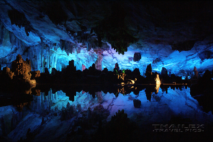 Bamboo-flute Cave, Guilin (China)
