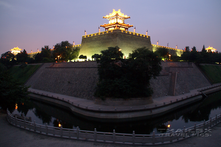 City Wall, Xi'an (China)
