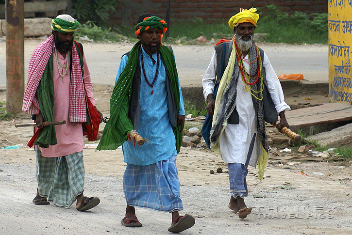 Muslim Festivity Dress, Agra (India)